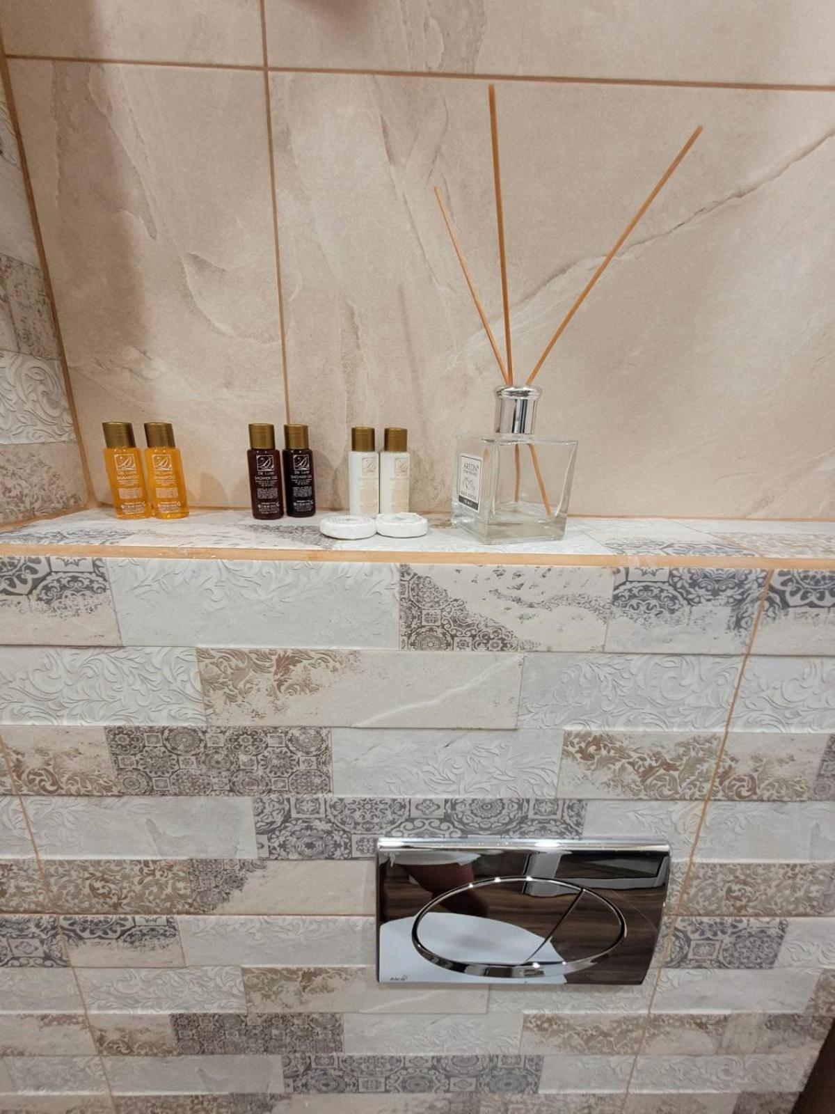 The House - Central Boutique Apartments Kyustendil Extérieur photo