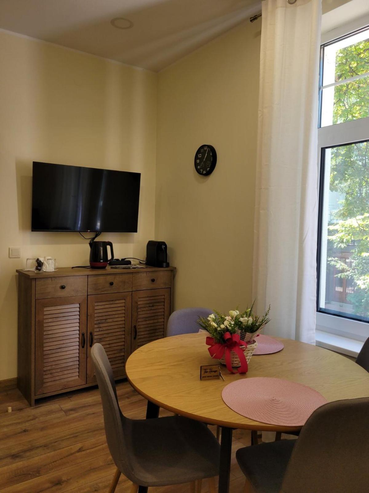 The House - Central Boutique Apartments Kyustendil Extérieur photo