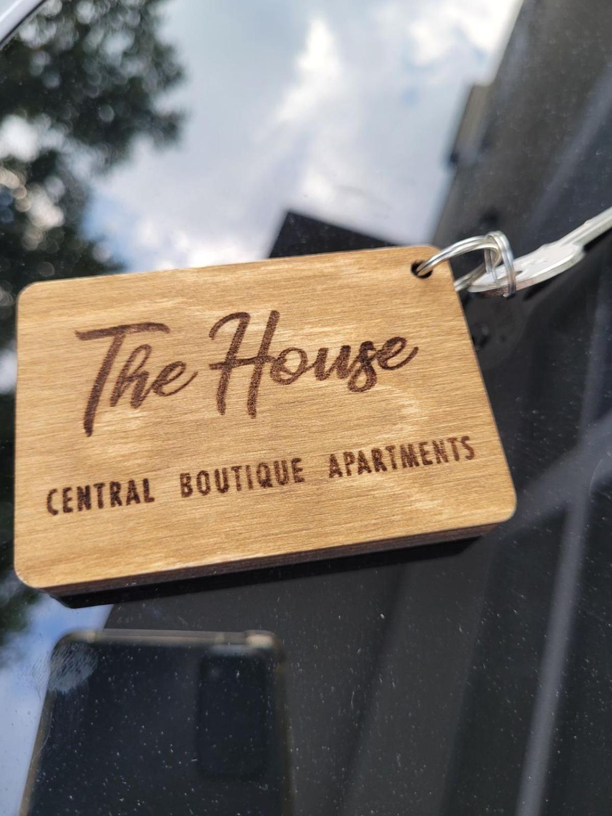 The House - Central Boutique Apartments Kyustendil Extérieur photo