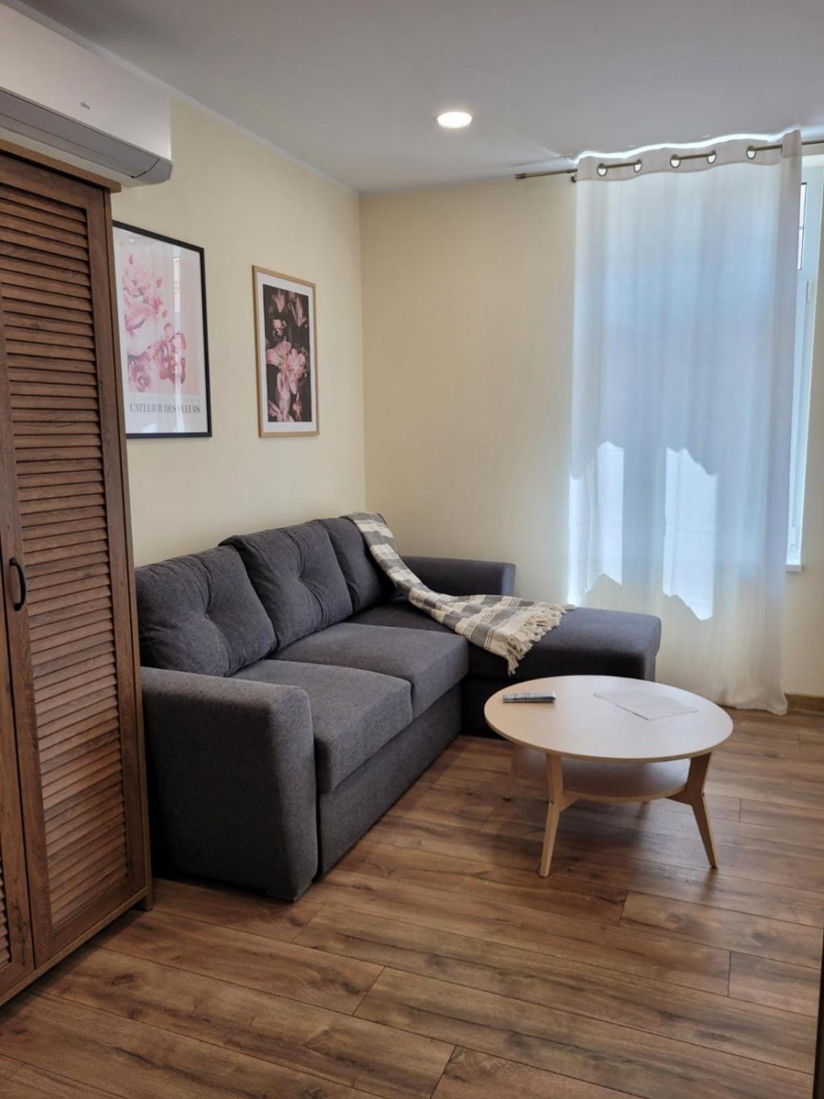 The House - Central Boutique Apartments Kyustendil Extérieur photo