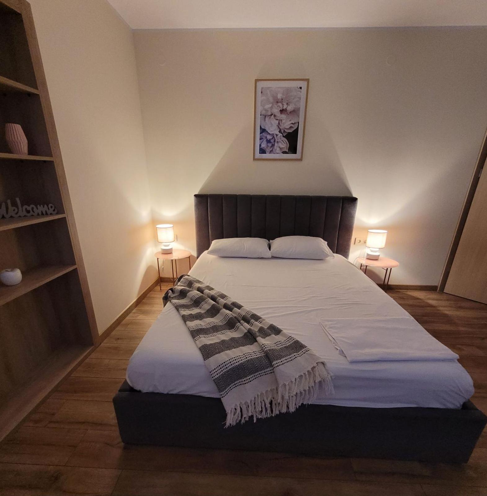 The House - Central Boutique Apartments Kyustendil Extérieur photo