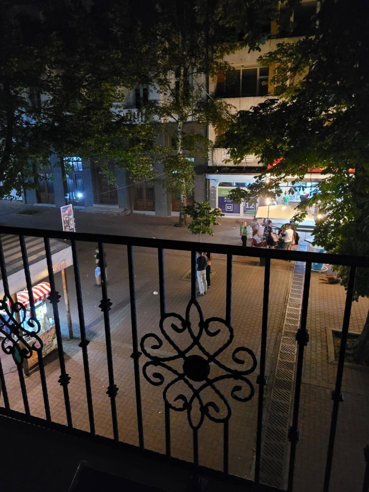 The House - Central Boutique Apartments Kyustendil Extérieur photo